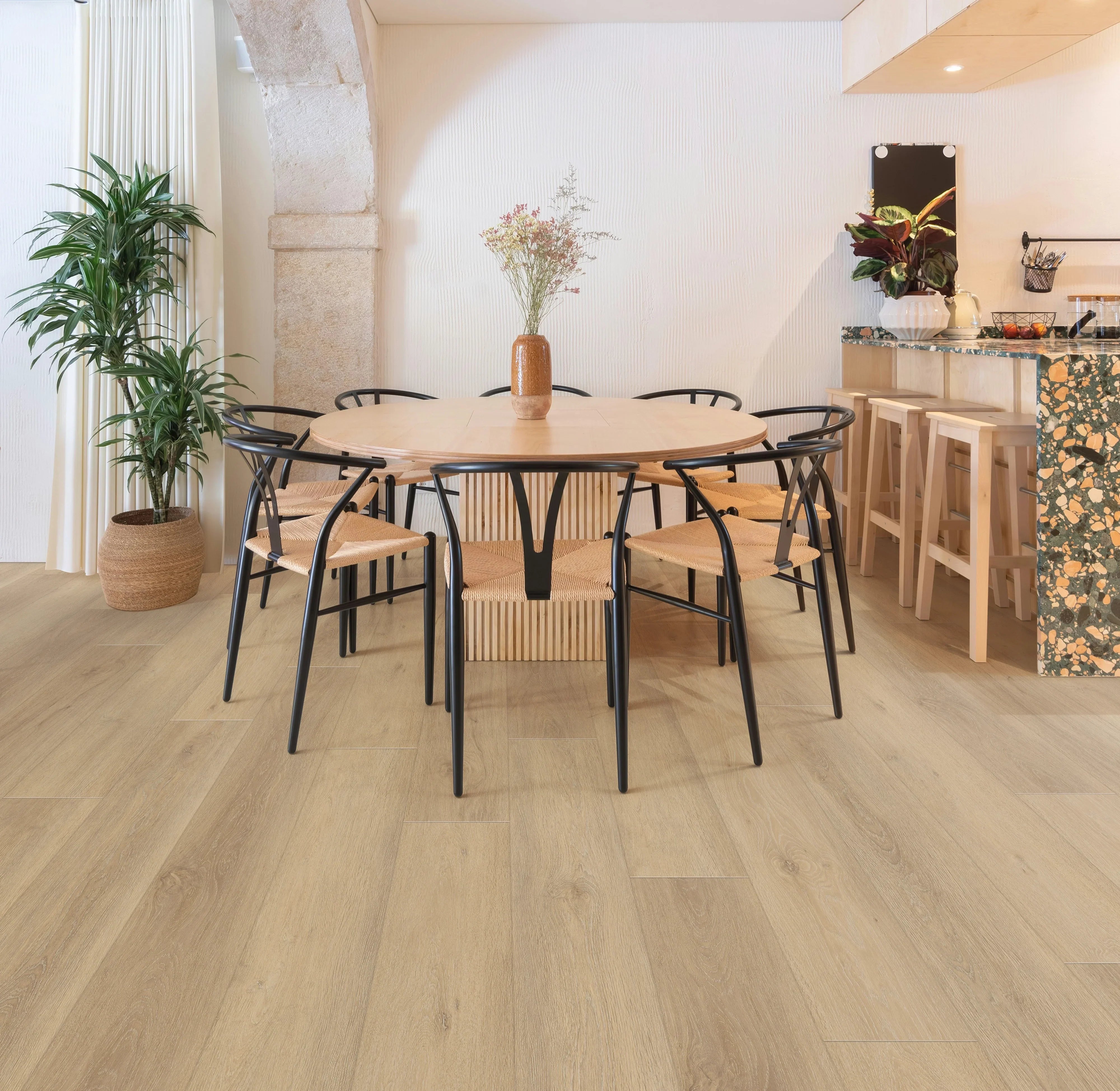 Chesapeake Oak LVP Flooring